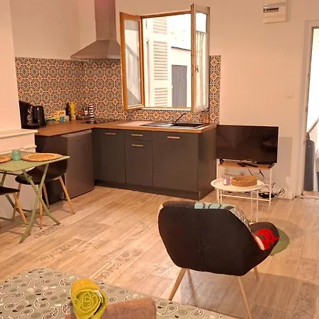Cosy Meublé, Terrasse Et Patio Pour Vélo Appartement