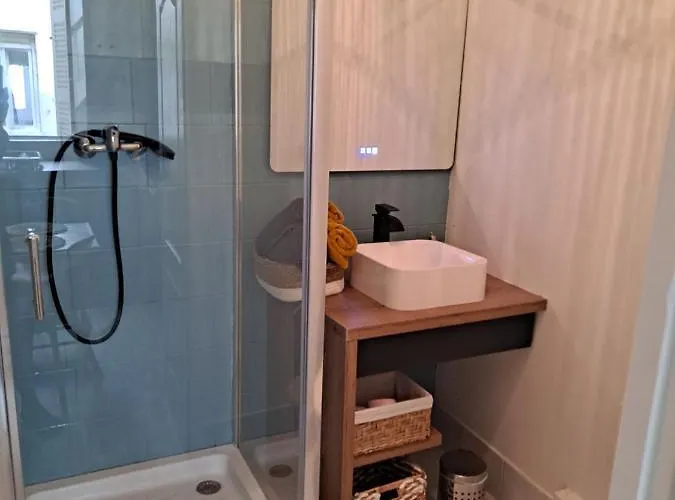 Apartment Cosy Meuble, Terrasse Et Patio Pour Velo Rochefort (Charente-Maritime)